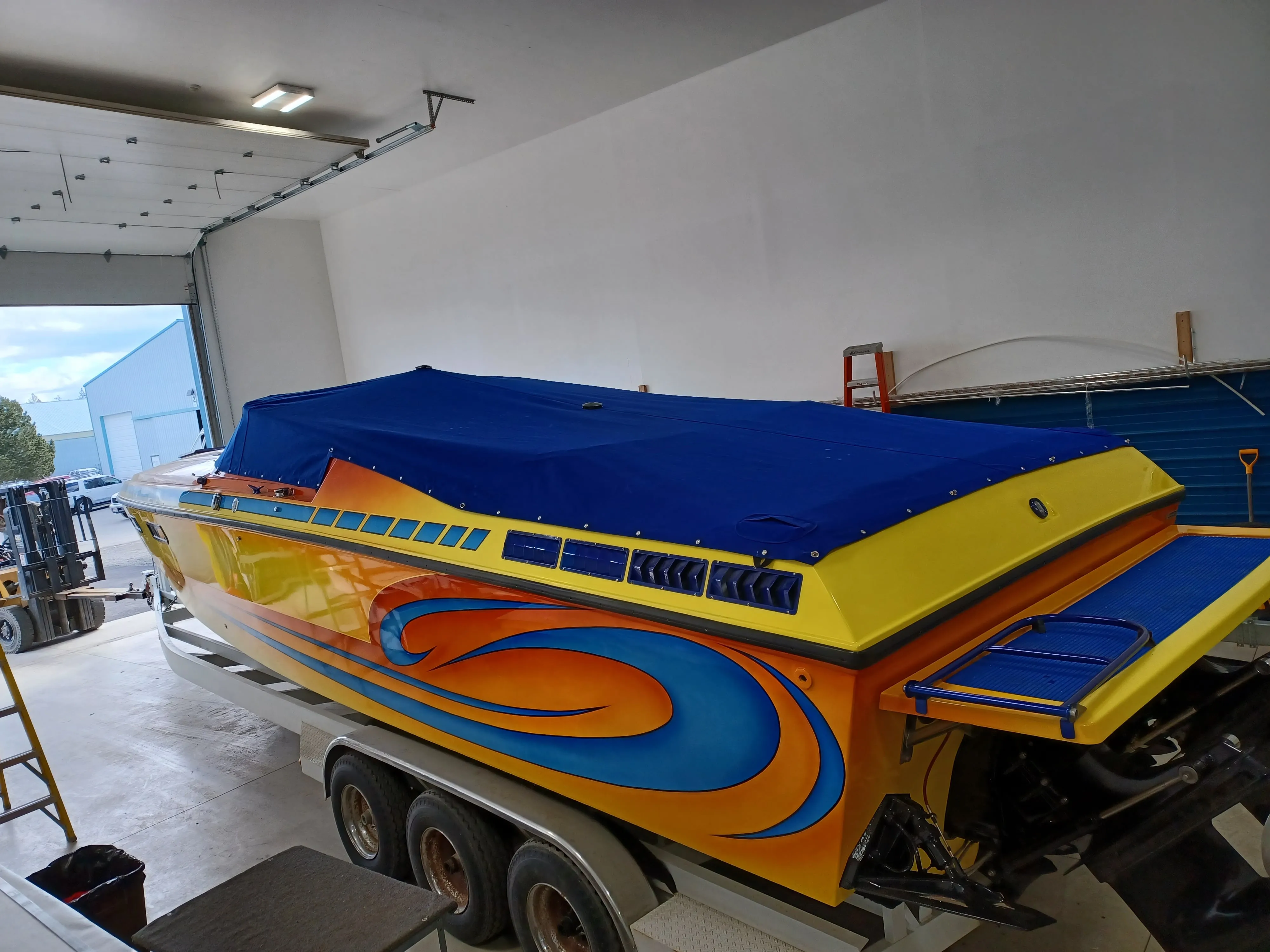 Fiberglass slider image